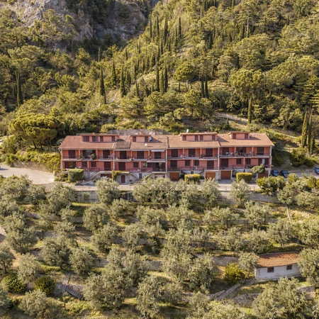 Hello House, il tuo partner immobiliare sul Lago di Garda