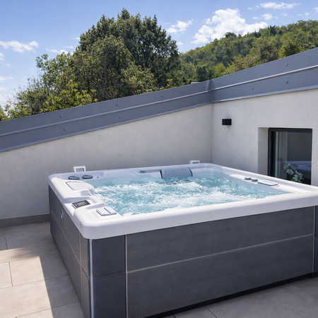 Hello House, il tuo partner immobiliare sul Lago di Garda